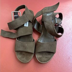 Steve Madden Olive Green Women's Sandals